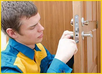 Jersey City Lock & Locksmith Jersey City, NJ 201-374-9440 - 16-emergency-unlock
